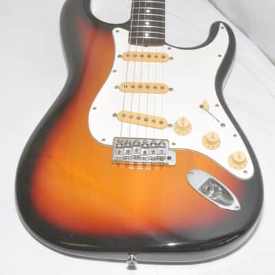 Fender Japan ST62-53 MIJ Electric Guitar Ref No 7491 image 3