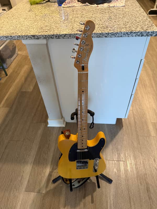 Fender Special Edition Deluxe Ash Telecaster 2011 - 2019 - Butterscotch Blonde