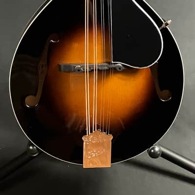 Kentucky KM-150 Standard A-Style Mandolin Vintage Sunburst Finish w/ Gig Bag image 2