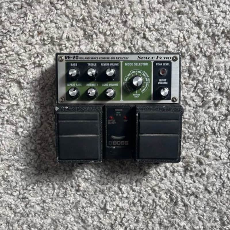 Boss RE-20 Space Echo