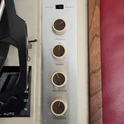 KLH Model Eleven Phonograph Record Player Turntable & Speakers image 12