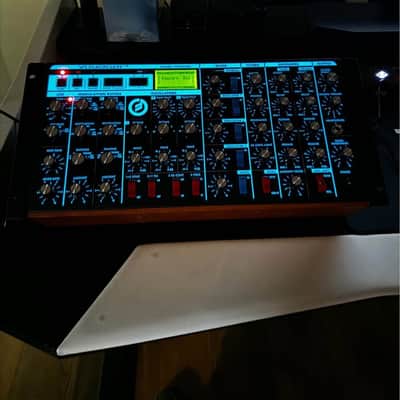 Moog Minimoog Voyager RME Rack Mount Edition