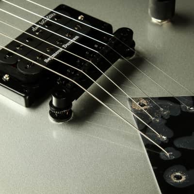 2023 - Kramer Dave Mustaine Vanguard Silver Metallic image 15