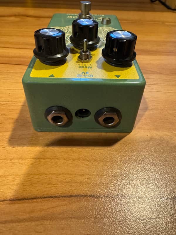 EarthQuaker Devices Plumes Small Signal Shredder