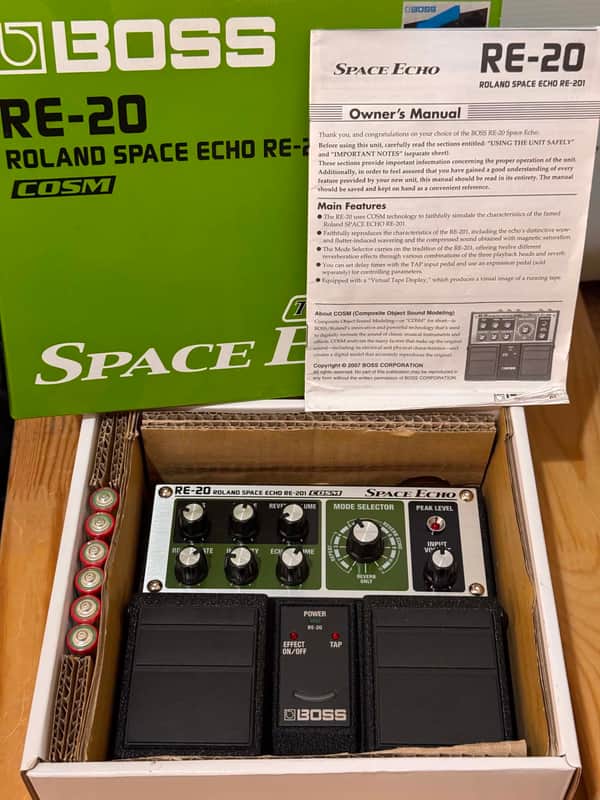 Boss RE-20 Space Echo