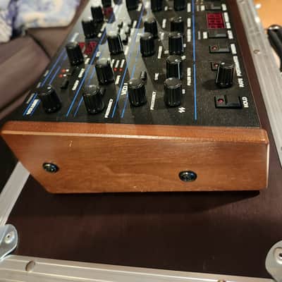 Sequential OB-6 Desktop 6-Voice Polyphonic Synthesizer 2018 - Present - Black with Wood Sides image 2