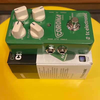 TC Electronic Corona Chorus 2011 - Present - Green image 2