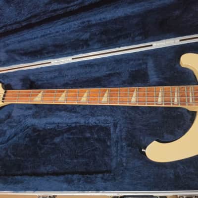 Rickenbacker 4003 - White (aged to cream) image 10