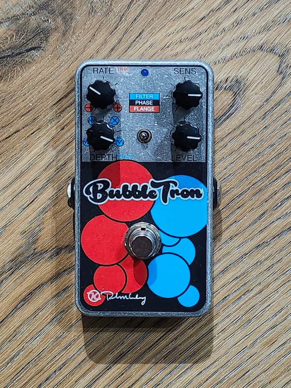 Keeley Bubbletron Flanger / Phaser 2016 - Present - Silver / Blue / Red image 1