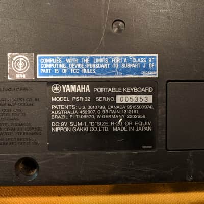 Yamaha PSR-32 image 7
