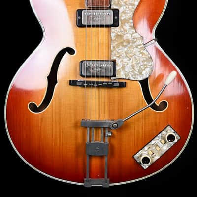 Höfner President Guitar from mid 60's in Cherry Burst with original Bag image 3
