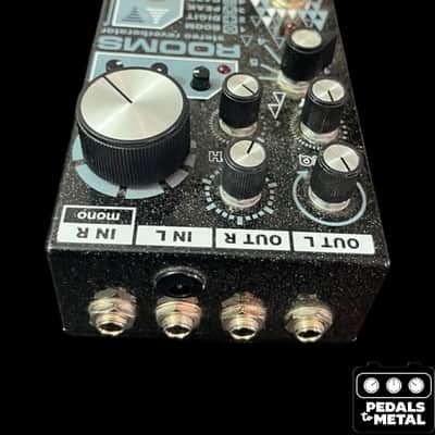 Death By Audio Rooms Stereo Reverb 2020 - Black Sparkle - X18927 image 4