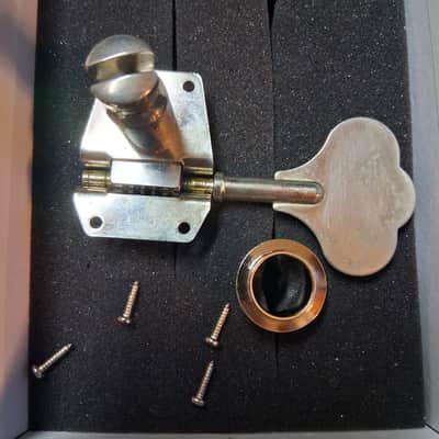 Fender Bass Tuning Machine 2012-2013 - Chrome image 2