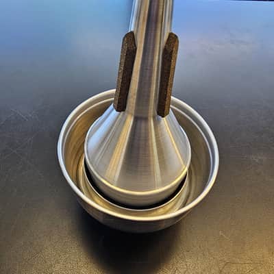 Trumcor Cup Nouveau Trumpet Cup Mute in Aluminum - 2026 image 3