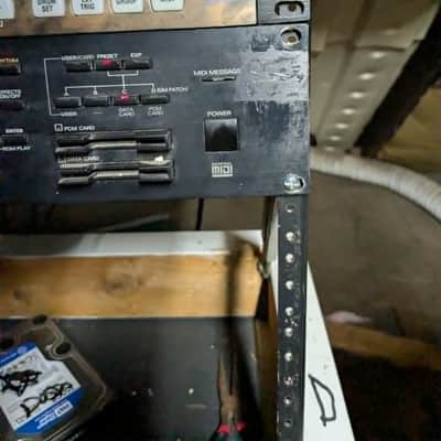 Roland JV-1080 64-Voice Synthesizer Module 1994 - 2001 - Black image 4