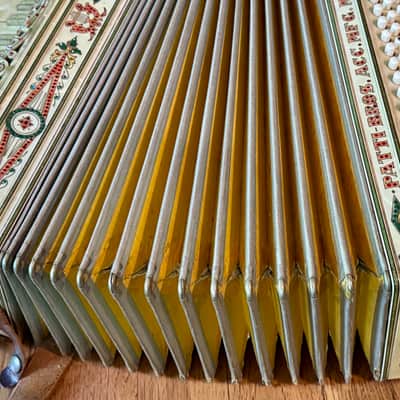Patti Bros Milwaukee Wisc. Accordion Vintage Sold AS IS Project image 15