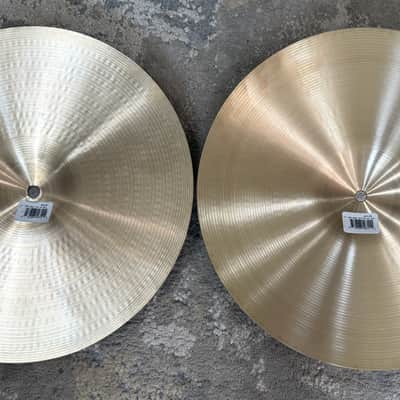 Zildjian 14" A Series New Beat Hi-Hat Cymbals (Pair) 2013 - Present - Traditional image 2