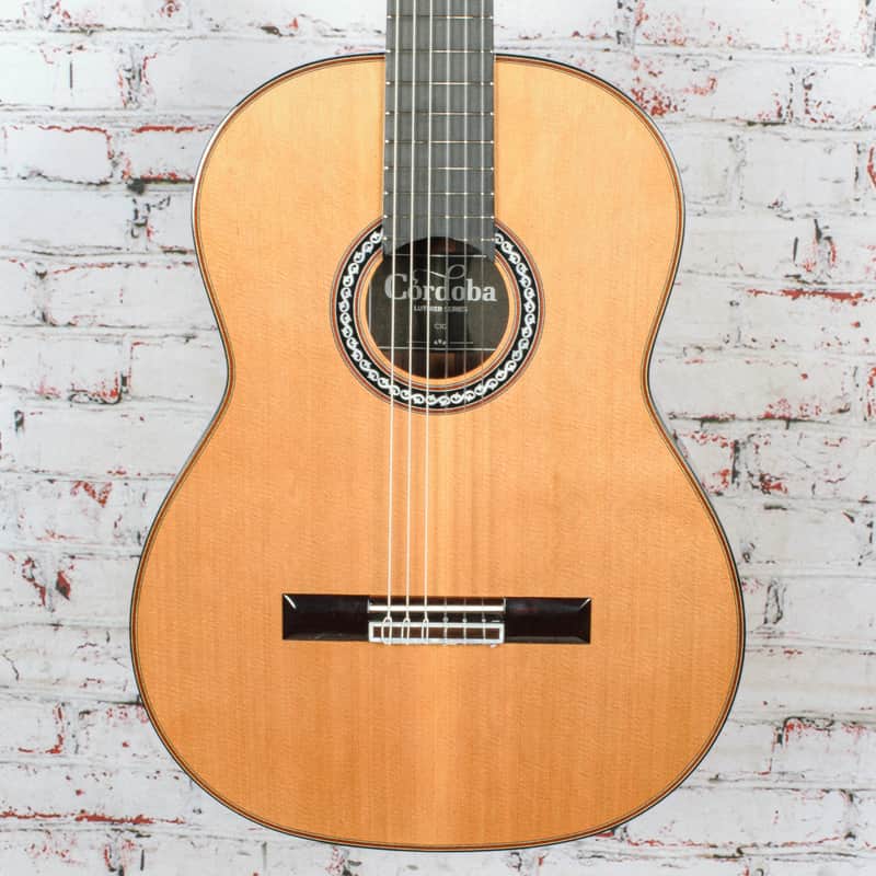 Cordoba - C10 CD - Nylon-String Acoustic Guitar - Cedar - Natural - w/ Polyfoam Case