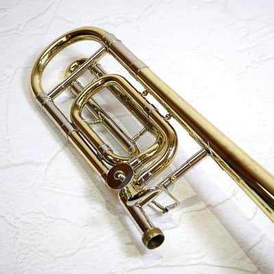 BACH 42B GL Tenor Bass Trombone [145883] (07/13) image 4