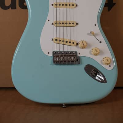 Fender Classic Series '50s Stratocaster (2018) Daphne Blue image 4