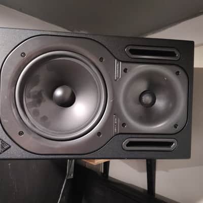 Behringer Truth B2030A 6.75" Powered Studio Monitors (Pair) 2004 - Present - Black image 3