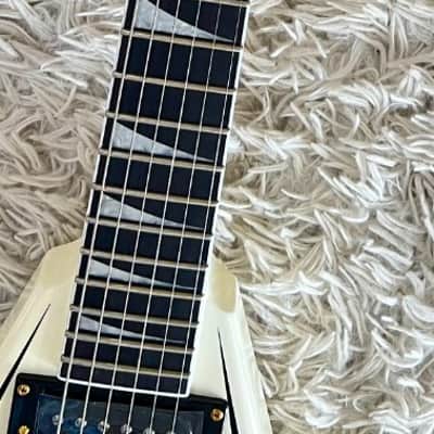 Jackson Pro Series Randy Rhoads RRT-3 Electric Guitar, Ebony Fretboard, Ivory image 8