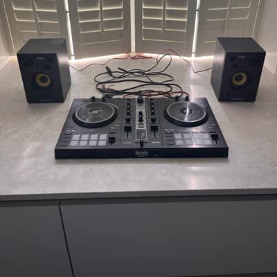 Hercules Inpulse 300 MK2 2-Channel DJ Controller 2023 - Present - Black image 1