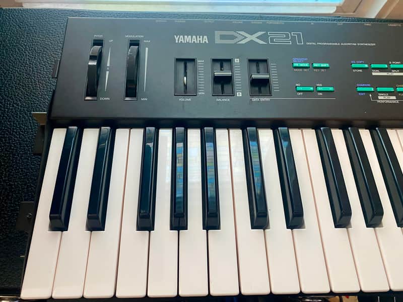Yamaha DX21 | Reverb