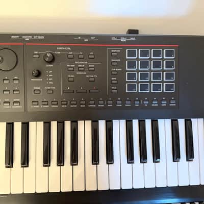 Roland FANTOM-07 76-Key Workstation Keyboard 2022 - Present - Black image 4