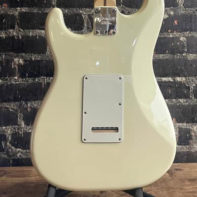 2019 Fender American Professional Stratocaster- Olympic White (USED) image 4