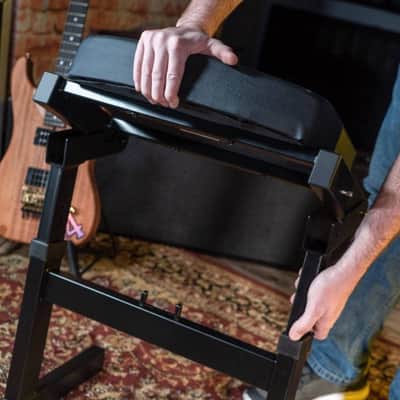 QUIK LOK - BZ7 Professional Quick-Setup Musician Stool - Heavy Duty Steel Performance Chair with 10-Second Fast Folding Frame and Thick Cushioned Seat, Portable Design for Gigging Musicians, Black image 9