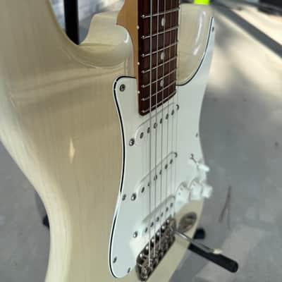 Michael Tuttle Custom Classic S - Mary Kay White Nitro image 19