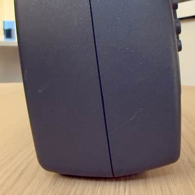 Genelec 6010A 3" Powered Nearfield Studio Monitor (Pair) 2008 - 2012 - Gray image 8