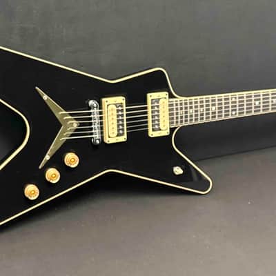 Dean - USA - ML - Patents Pending - Classic Black - DiMarzio Super Distortion Zebra Pickups - Silver/Brass Hardware - OHSC - Call for Best Price !!! image 4