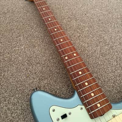 Fender Vintera '60s Jazzmaster 2021 Ice Blue Metallic image 3