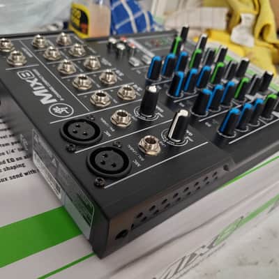 Mackie Mix8 8-Channel Non Powered Compact Mixer, Not Functioning, For Parts Only image 4