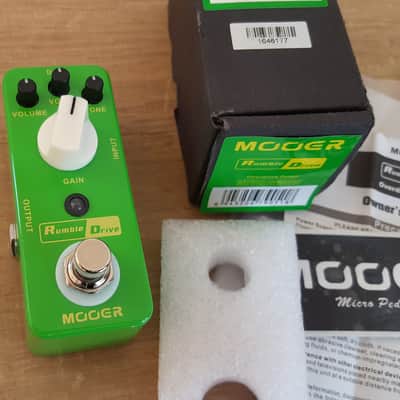 Mooer Rumble Drive 2010s - Green image 2
