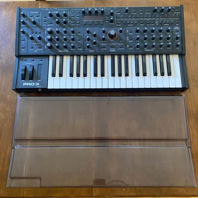Sequential Pro 3 37-Key 3-Voice Monophonic / Paraphonic Synthesizer with DeckSaver image 1