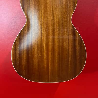 Guild M-240E Natural image 4