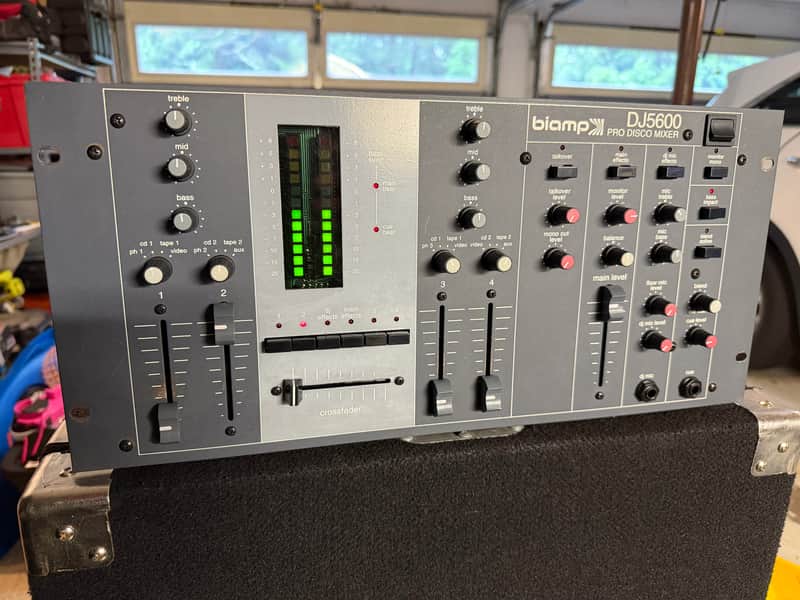 BIAMP DJ5600 STEREO CLUB DJ PRO DISCO MIXER DJ 5600 MADE IN USA 19" RACKMOUNT image 1