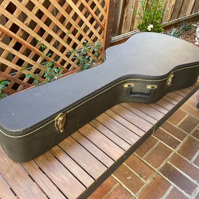Hardshell Acoustic Guitar Case - Excellent Condition image 1