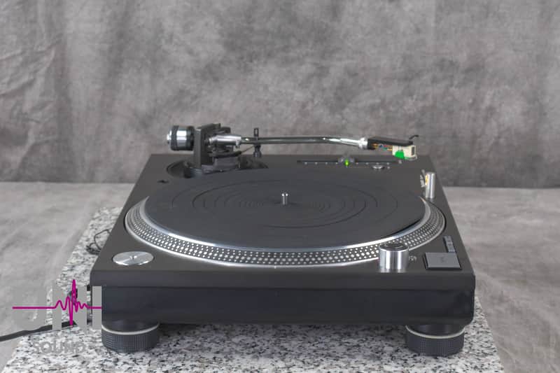 Technics SL-1200MK5 Black Direct Drive DJ Turntable in Very Good