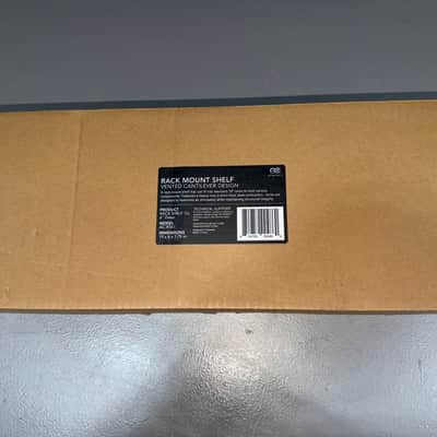 Unknown 19" Shallow Rack Shelf - Black image 2