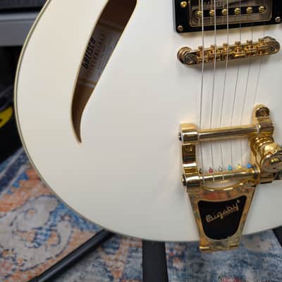 Gretsch G2627TG Streamliner Center Block 3-Pickup 2020 - 2021 - White image 8