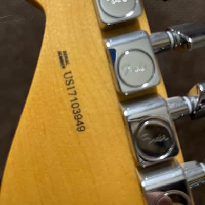Fender Limited Edition Parallel Universe Series Strat Tele Hybrid 2018 - 2-Color Sunburst image 6