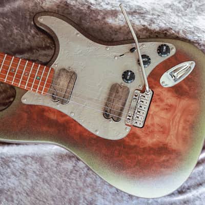 GB Liuteria Traditional Strato Vegatrem - Camphor burl image 22