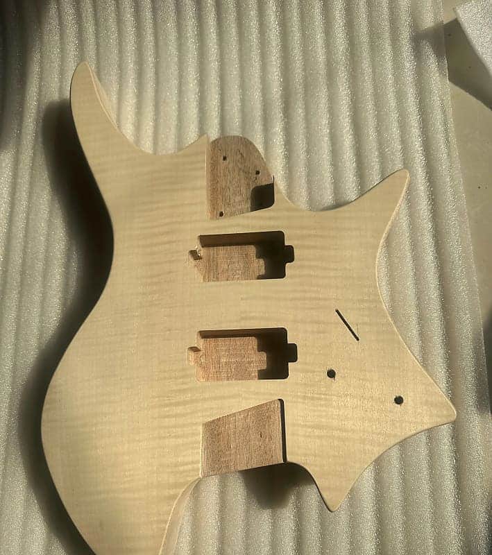 Headless Guitar Unfinished Mahogany Body with Tiger Maple Veneer Top image 1