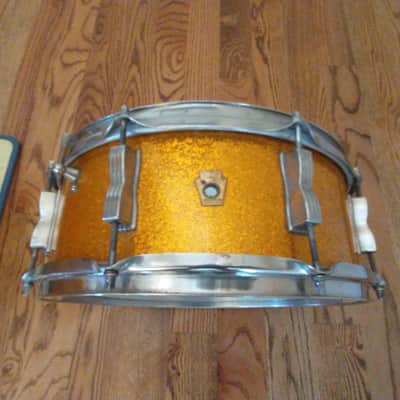Ludwig Vintage 1966 Gold Sparkle Club Date Outfit W/ Matching Jazz Festival Snare - Amazing! image 7