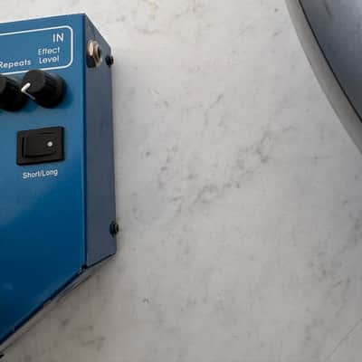 Visual Sound H2O V1 2000s - Blue image 2