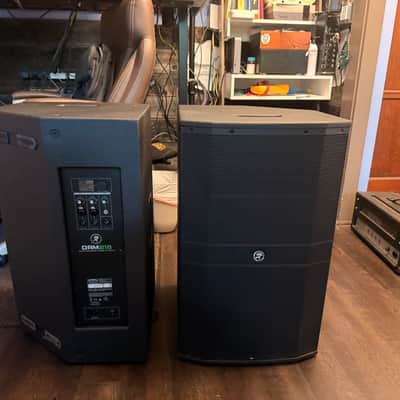 Mackie DRM215 15" 1600-Watt Professional Powered Loudspeaker 2019 - Present - Black image 2